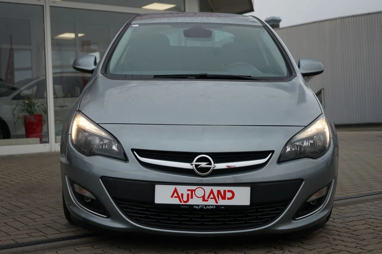 Opel Astra J 1.4 2-Zonen-Klima Navi...  Image 6